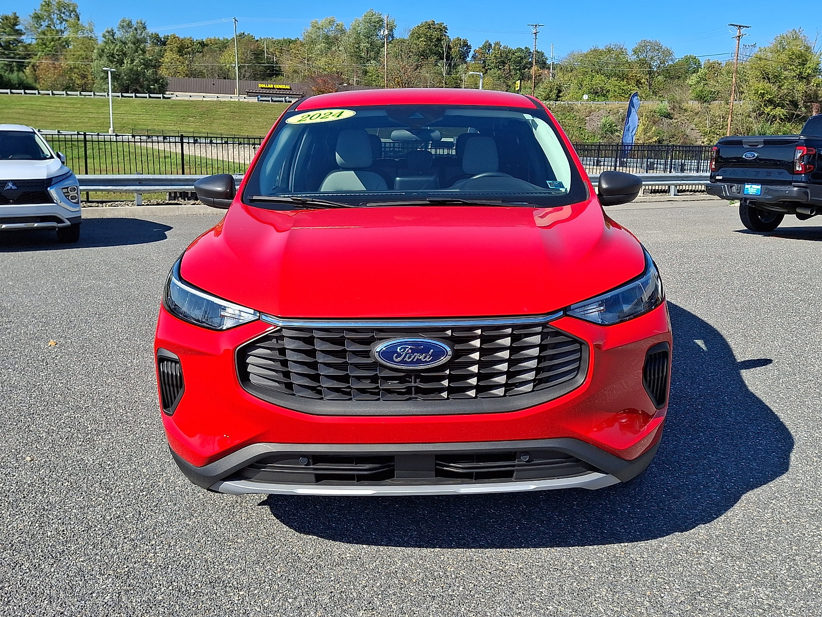 Used 2024 Ford Escape Active AWD/4WD image 2