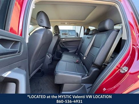 Certified 2020 Volkswagen Tiguan SE w/ Panoramic Sunroof Package image 11