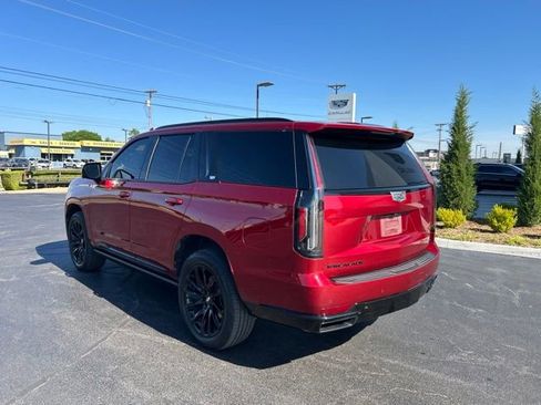 Certified 2023 Cadillac Escalade Sport w/ LPO, ONYX Package AWD/4WD image 21