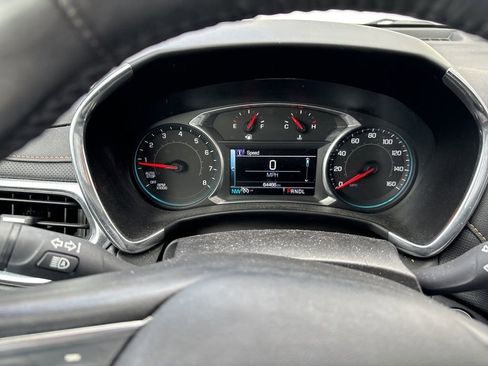 Used 2018 Chevrolet Equinox Premier image 13