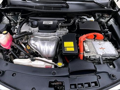 Used 2013 Toyota Camry XLE image 10