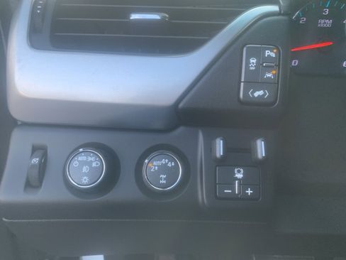 Used 2017 Chevrolet Tahoe Premier image 22