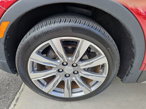 Used 2019 Cadillac XT4 Premium Luxury FWD image 36