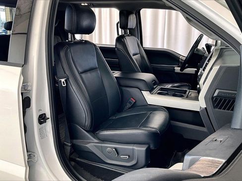 Used 2019 Ford F350 Lariat w/ Lariat Ultimate Package image 16