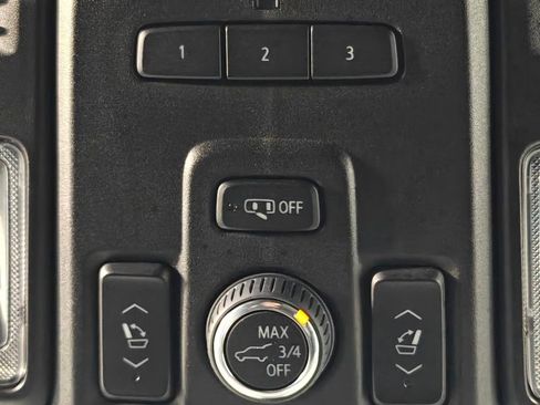 Used 2022 Chevrolet Tahoe RST w/ Luxury Package image 11