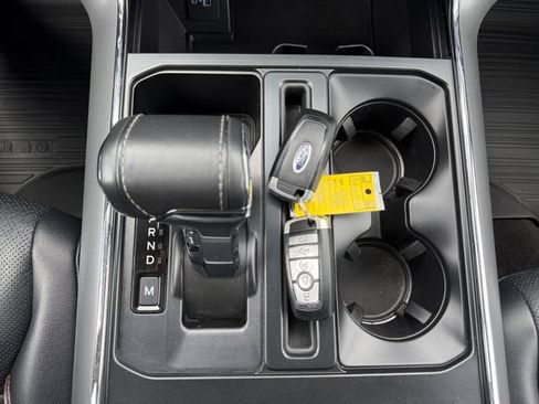 Used 2021 Ford F150 Lariat AWD/4WD image 30