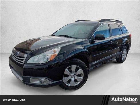 Used 2012 Subaru Outback 2.5i Limited image 1