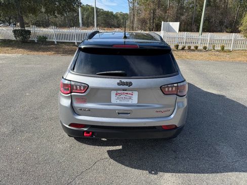 Used 2019 Jeep Compass Trailhawk w/ Cold Weather Group image 5