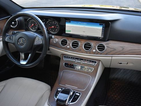 Used 2018 Mercedes-Benz E 300 4MATIC w/ Premium 1 Package image 26