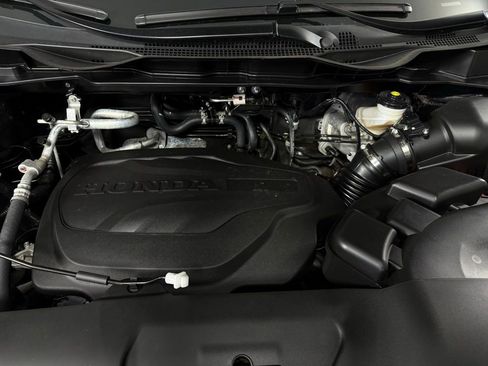 Used 2025 Honda Odyssey Sport-L image 9