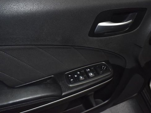Used 2019 Dodge Charger GT image 13