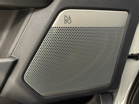 New 2026 Ford F250 Lariat w/ Black Appearance Package image 17