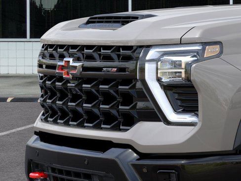 New 2026 Chevrolet Silverado 2500 ZR2 AWD/4WD image 13