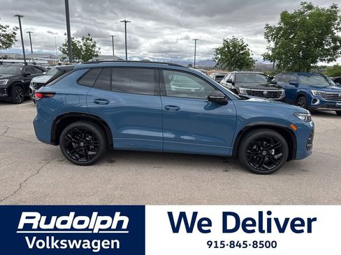 New 2026 Volkswagen Tiguan SE R-Line FWD image 6