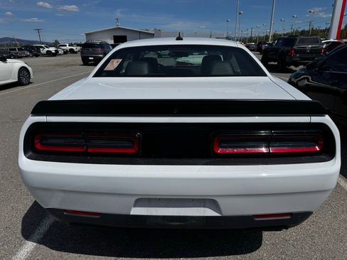 Used 2023 Dodge Challenger SRT Hellcat RWD image 6