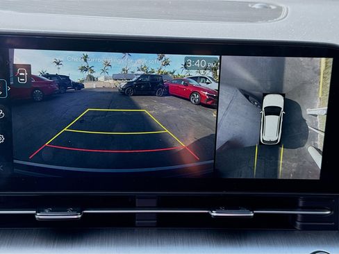 Used 2024 Hyundai Kona Limited image 12