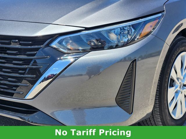 Certified 2025 Nissan Sentra S FWD image 6