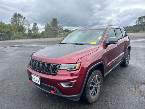 Used 2018 Jeep Grand Cherokee Trailhawk w/ Trailhawk Luxury Group AWD/4WD image 1