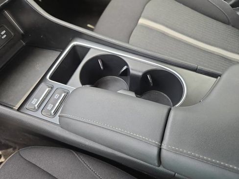 Used 2025 Hyundai Sonata SEL FWD image 23