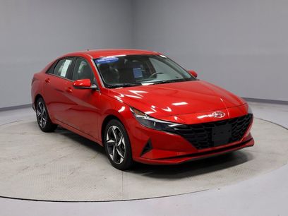 Certified 2023 Hyundai Elantra SEL w/ Convenience Package