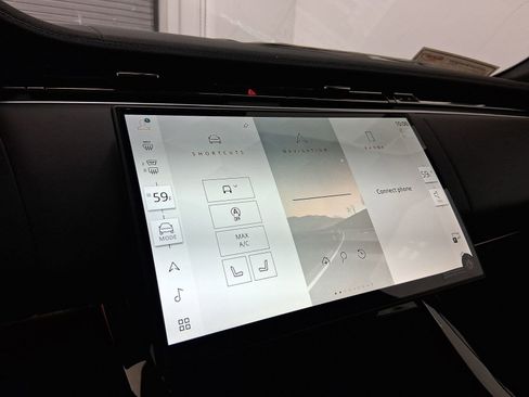 New 2025 Land Rover Range Rover Sport Dynamic SE image 23