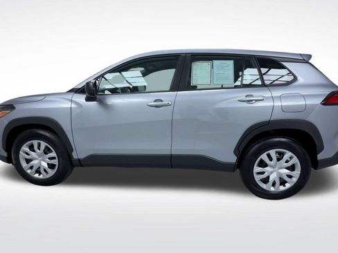 Used 2024 Toyota Corolla Cross L AWD/4WD image 6