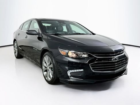 Used 2016 Chevrolet Malibu Premier w/ Driver Confidence Package FWD image 2