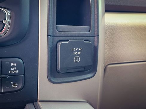 Used 2017 RAM 1500 Big Horn image 27