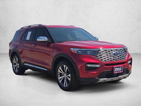 Used 2020 Ford Explorer Platinum w/ Premium Technology Package AWD/4WD image 3