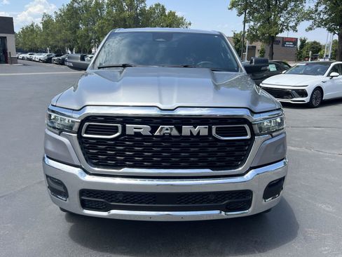 Used 2025 RAM 1500 Big Horn AWD/4WD image 3