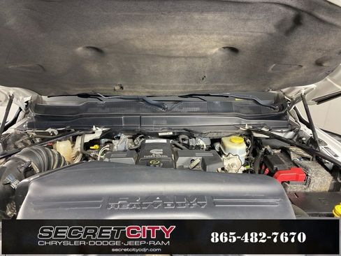 Used 2019 RAM 3500 Big Horn image 33