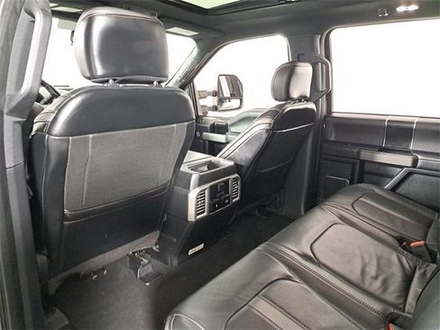 Used 2019 Ford F250 Platinum image 11