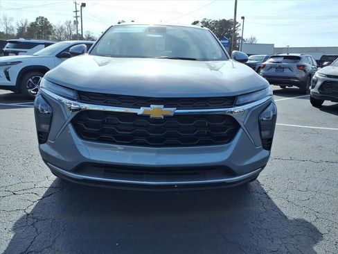 New 2026 Chevrolet Trax LT image 9