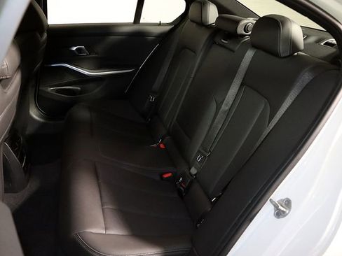 Used 2025 BMW 330i xDrive Sedan image 13