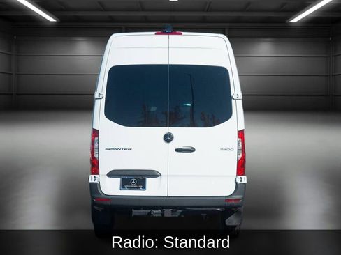 Used 2025 Mercedes-Benz Sprinter 2500 image 4