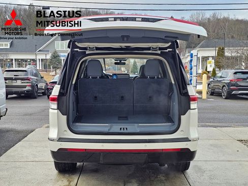 Used 2022 Lincoln Navigator Black Label image 39