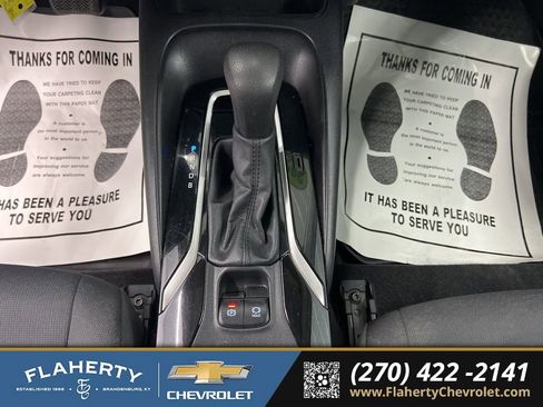 Used 2020 Toyota Corolla LE image 28