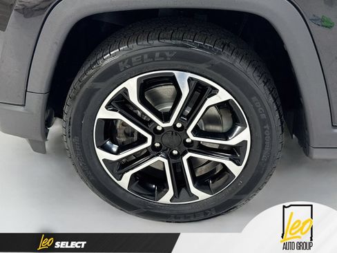Used 2023 Jeep Compass Limited AWD/4WD image 33