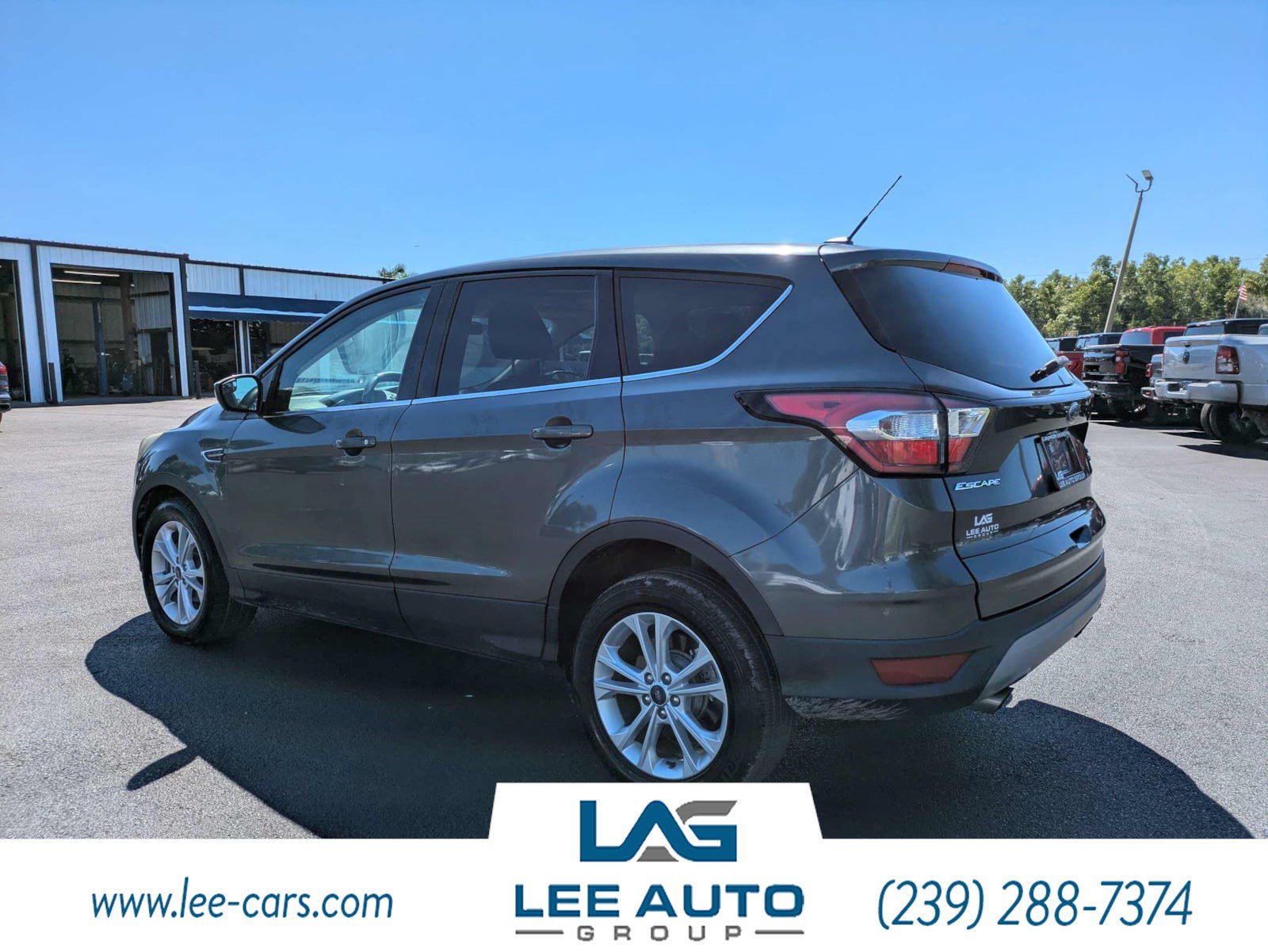 Used 2017 Ford Escape SE FWD image 5