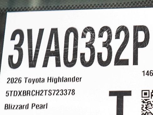 Used 2026 Toyota Highlander Limited AWD/4WD image 30
