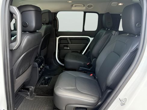 Certified 2025 Land Rover Defender 130 S AWD/4WD image 28
