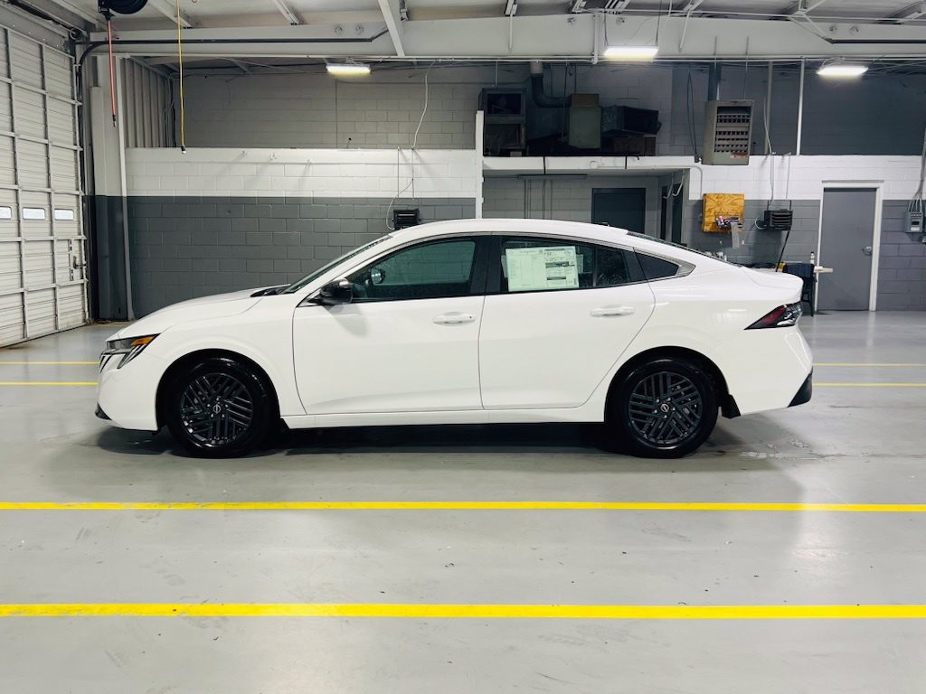 New 2027 Nissan Sentra SV FWD image 12