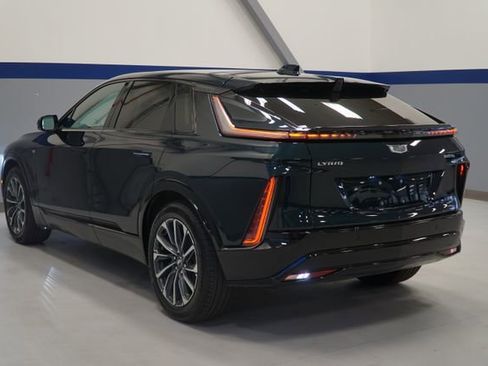 Certified 2024 Cadillac Lyriq Sport w/ LPO, Floor Liner Package AWD/4WD image 3