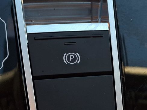 Used 2025 Audi Q7 2.0T Premium Plus w/ Premium Plus Package image 25