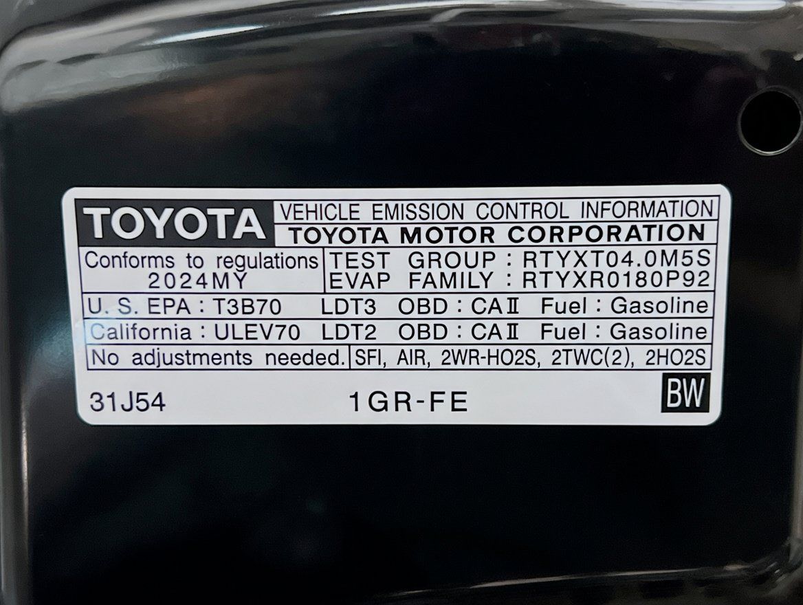 Used 2024 Toyota 4Runner TRD Sport w/ Technology Package AWD/4WD image 22