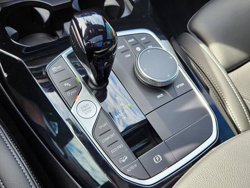 Used 2024 BMW X3 xDrive30i w/ Premium Package image 28