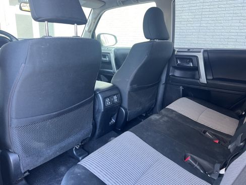 Used 2024 Toyota 4Runner SR5 image 12