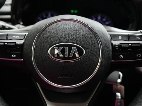 Used 2021 Kia K5 LX image 13