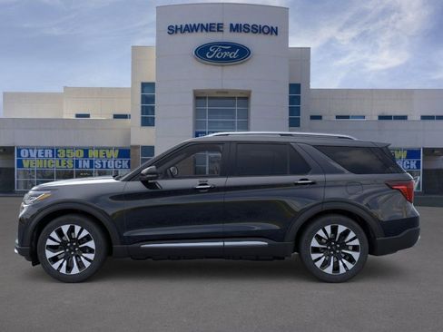 New 2026 Ford Explorer Platinum w/ LUX Leather Package AWD/4WD image 3