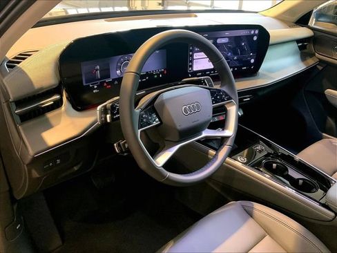 New 2026 Audi Q3 quattro 2.0T AWD/4WD image 6
